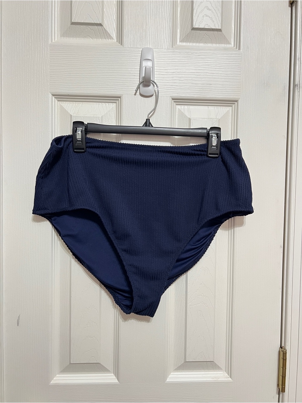 Old Navy Navy Textured One-Piece Swim Bottom